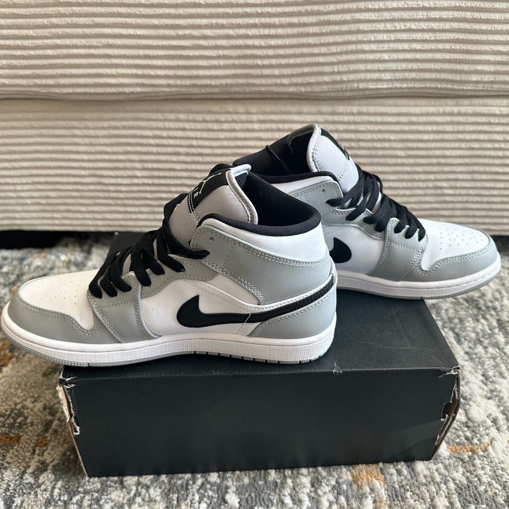 Jordan High-Top Sneakers - White and Grey - Picture 5 of 7